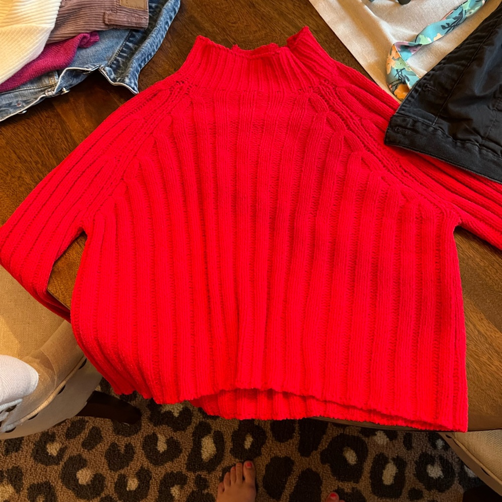 Comfy cozy red turtleneck sweater ❤️💋